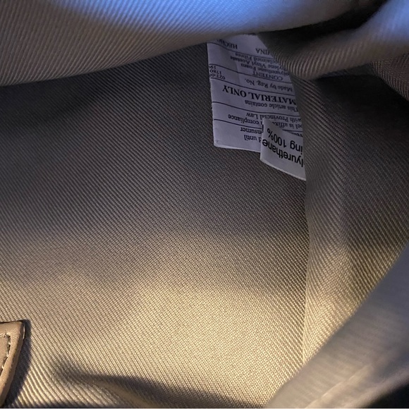 -SOLD Fiori black backpack purse all man made material pull top closure. - Picture 6 of 8